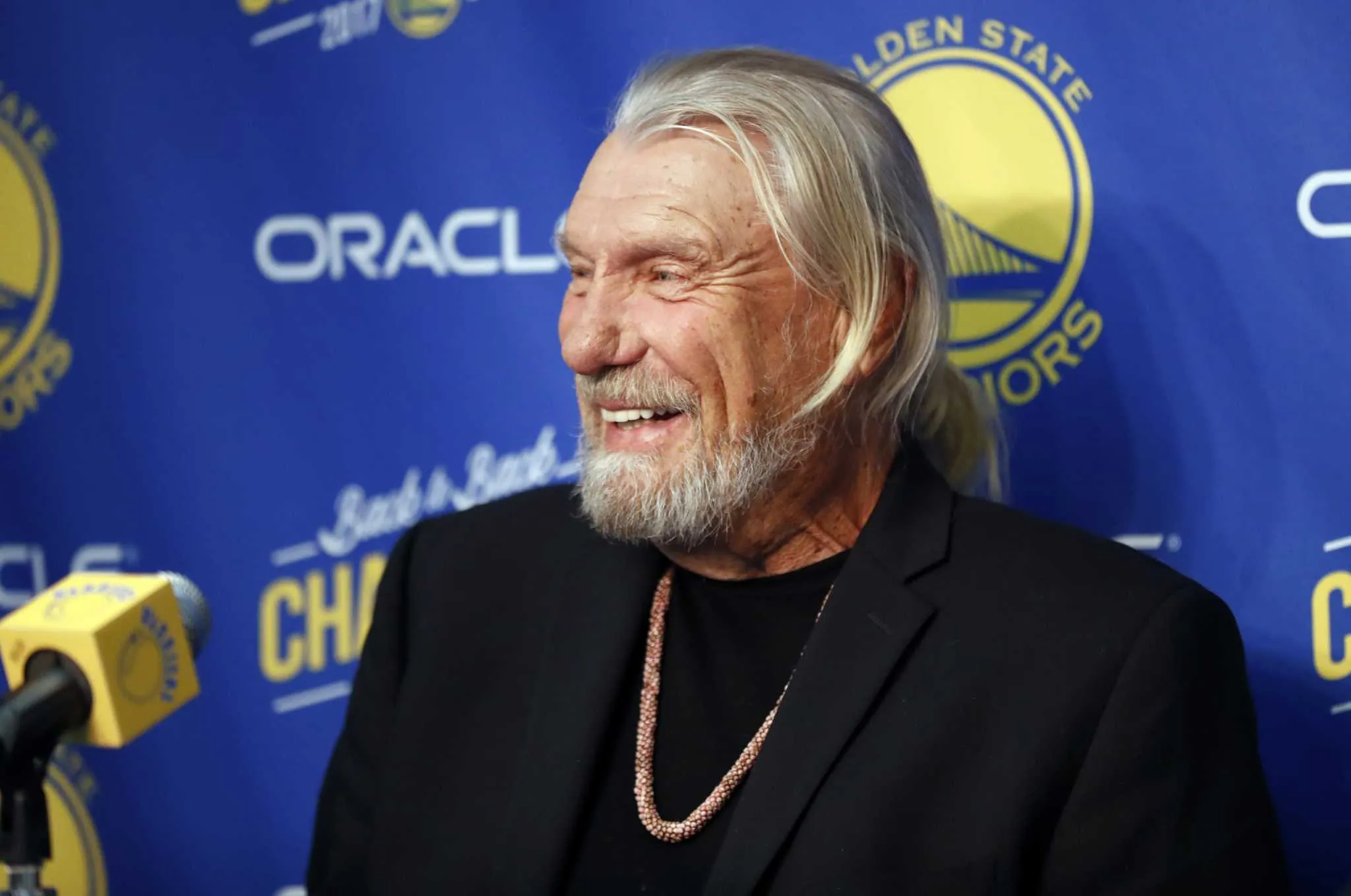 Saat Don Nelson Menerima Penghargaan Prestasi Seumur Hidup Chuck Daly, Dia Akan Menyindir Pertukaran Doncic