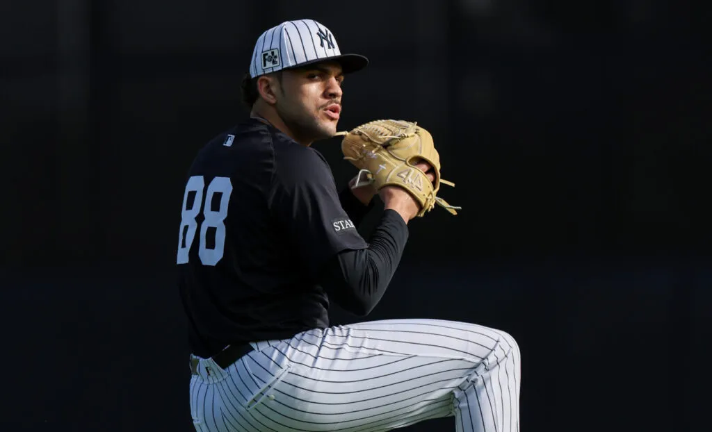Yankees Memilih Jayvien Sandridge
