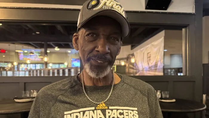 "Dr. Dunk" Darnell Hillman Tetap Bagian Penting Sejarah Kaya Indiana Pacers
